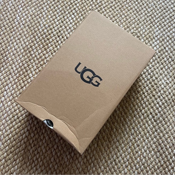 Ugg Tasman Slipper Sand Tnl - Picture 8 of 10